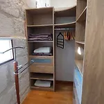 Le Petit Domeynes