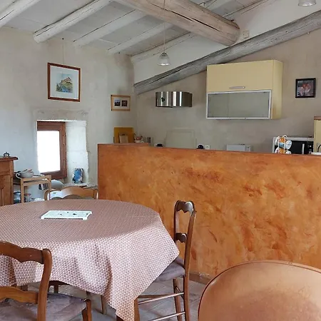 Apartman Le Petit Domeynes Meynes