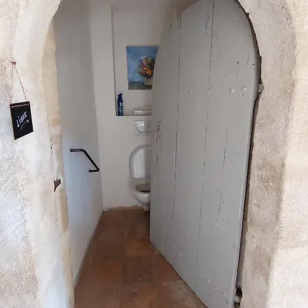 Le Petit Domeynes