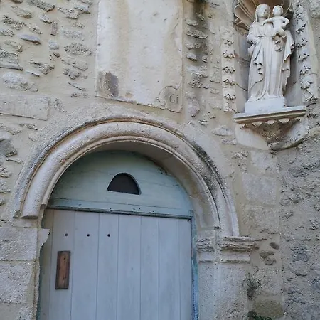 Апартаменты Le Petit Domeynes Meynes