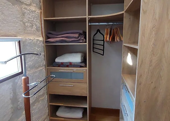 Le Petit Domeynes