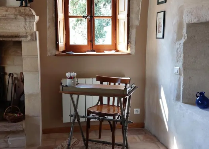 Le Petit Domeynes Apartament